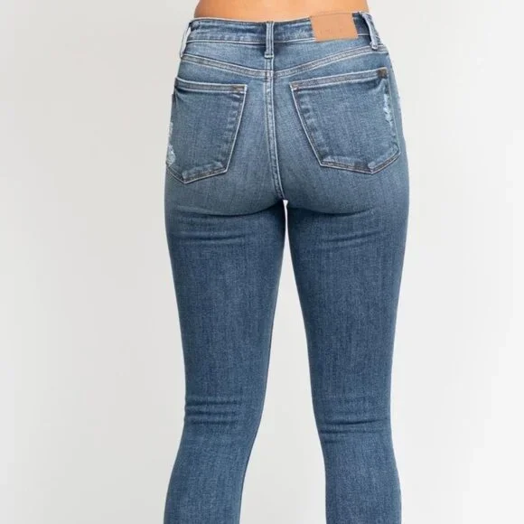 NWT Judy Blue High Waist Skinny Jeans with Destroy & Shark Bit Hem - Picture 4 of 4